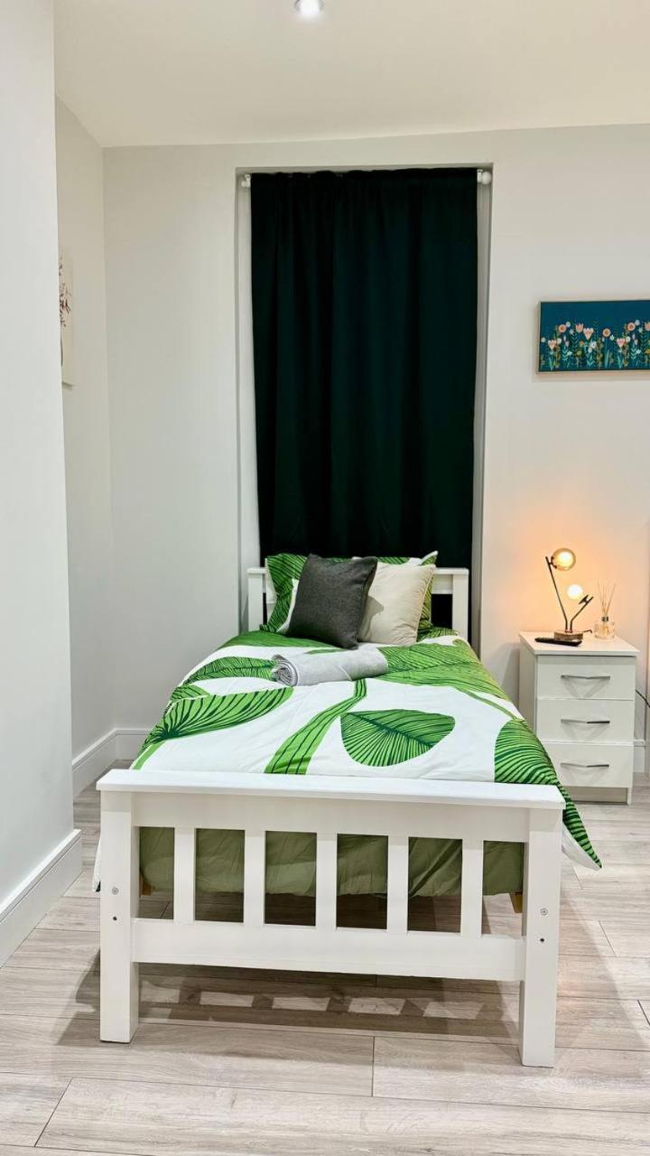 Appartamento Guest&Rest Elite 1 Londra Esterno foto